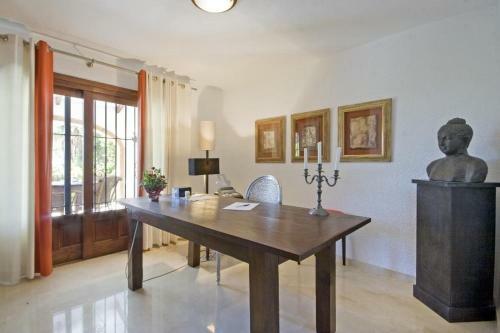 Xabia Villa Sleeps 8 Pool Wifi