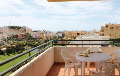 Two-bedroom Apartment In Riviera Del Sol