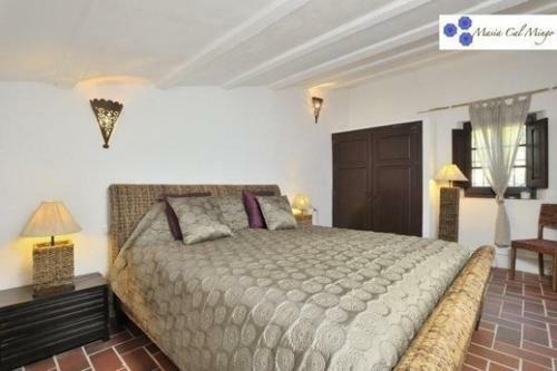 Sitges Villa Sleeps 18 Pool Wifi