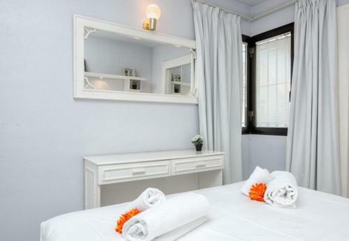 Sitio de Calahonda Apartment Sleeps 4 Pool Air Con