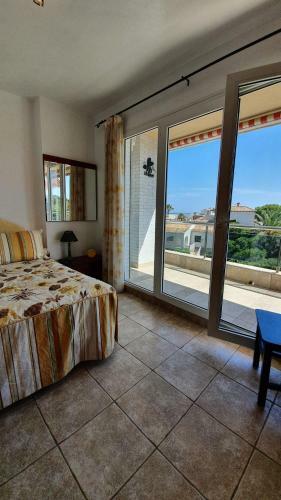 -- Front Line -- Apartments In Playa Flamenca