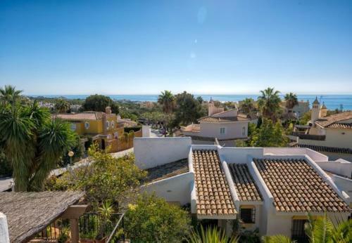 Cabopino Villa Sleeps 6 Pool Air Con Wifi