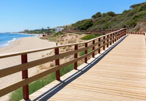 Cabopino Villa Sleeps 6 Pool Air Con Wifi