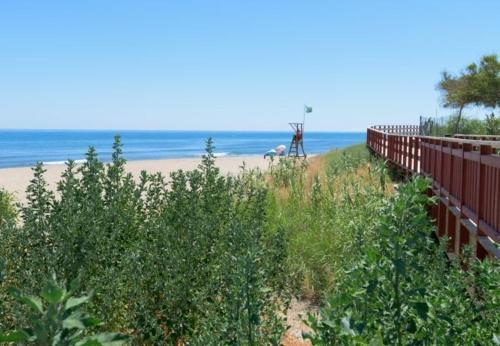 Cabopino Apartment Sleeps 4 Pool Air Con Wifi