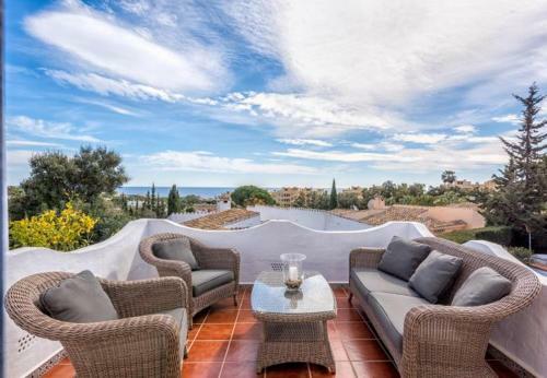 Cabopino Villa Sleeps 8 Pool Air Con Wifi