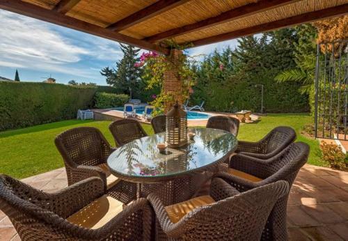 Cabopino Villa Sleeps 8 Pool Air Con Wifi