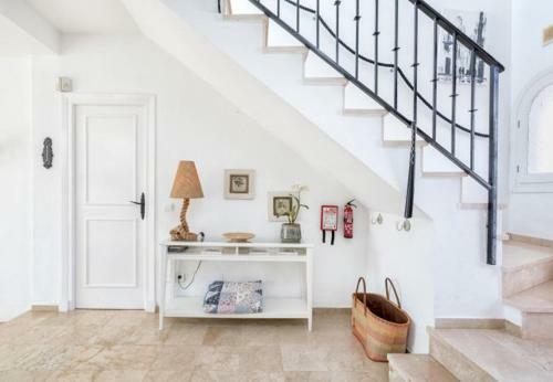 Cabopino Villa Sleeps 8 Pool Air Con Wifi