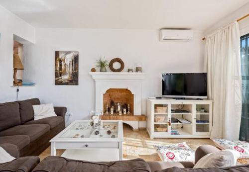 Cabopino Villa Sleeps 8 Pool Air Con Wifi