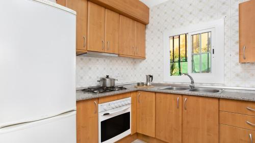 Terrafortuna Villa Sleeps 5 With Pool