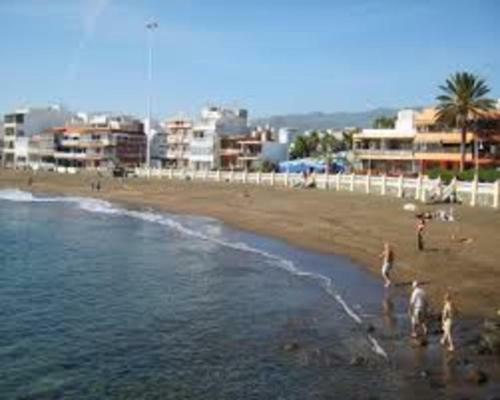 Cozy Apartment In Salinetas Beach.
