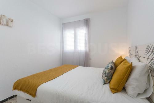 Cozy Apartment In Salinetas Beach.