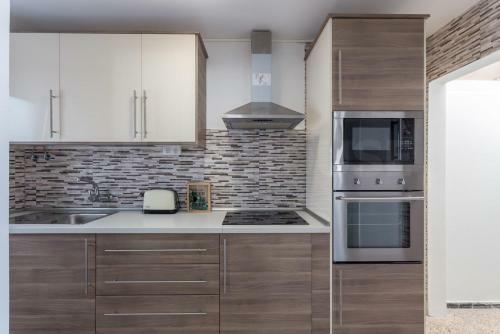 Cozy Apartment In Salinetas Beach.
