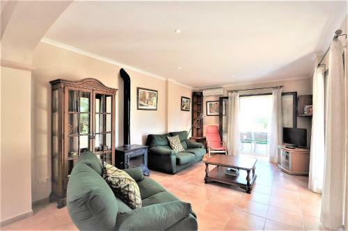 Casa Brisa- En Cala Llombards- Santany