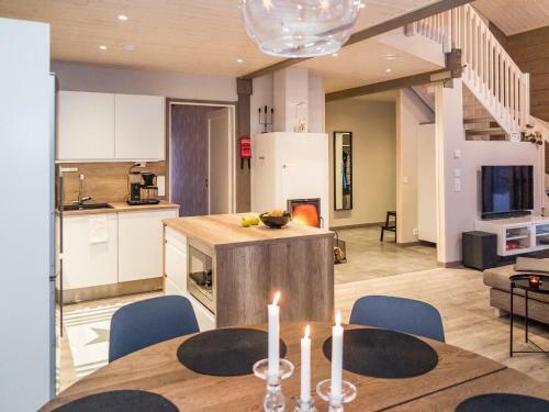 Holiday Home Villa Loimu