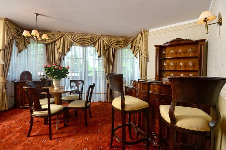 Best Western Hotel Zubr�wka