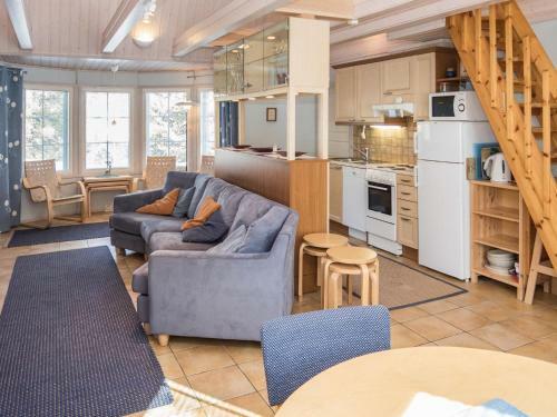 Holiday Home Nelikko B