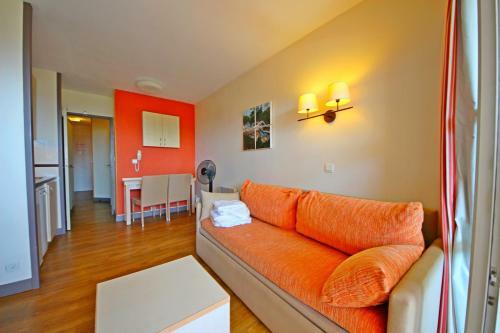 Apartamento 1m C8 250 - 391la