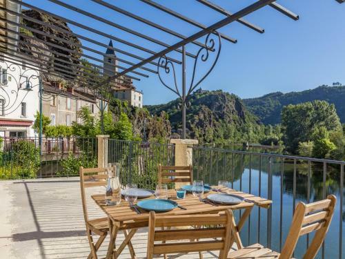 Les G�tes Du Rocher Et de La Boucle Du Tarn