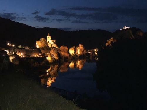 Les G�tes Du Rocher Et de La Boucle Du Tarn