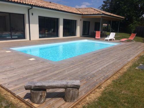 Nouveau : Villa 5 Chambres Avec Piscine