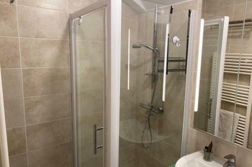 Outstanding Apartment In Annecy