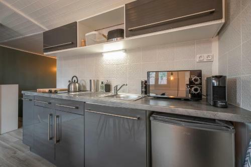 Apartamento Le Toit Du Palais de L'isle - Studio Avec Vue Imprenable