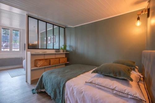 Apartamento Le Toit Du Palais de L'isle - Studio Avec Vue Imprenable