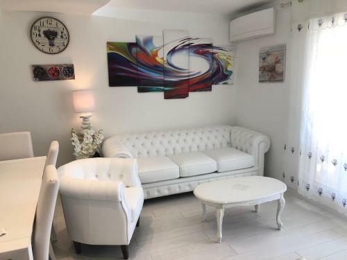 Charming Apartment Villa D' Este With A Rooftop Pool By Weekome