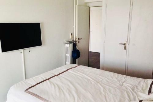 Charming Apartment Facing The Sea - Juans Les Pins