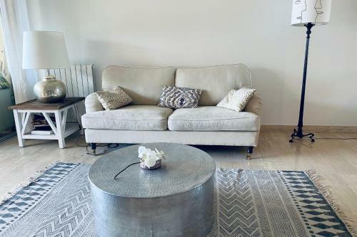 Apartamento Sea View Pool Bright And Modern Flat Near Beach