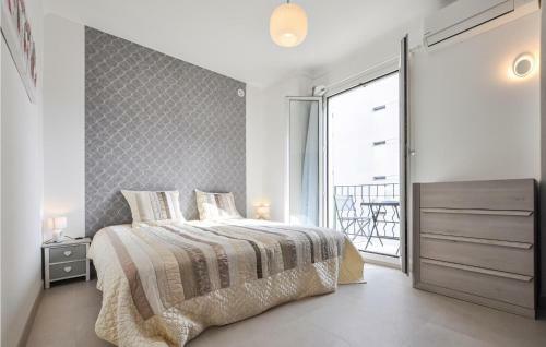 Nice Apartment In Antibes With Wifi And 3 Bedrooms