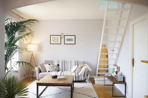 Beautiful Apartment Near The Sea