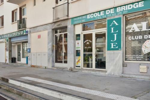 Apartamento Sunny 2-room In Antibesjuan-les-bains