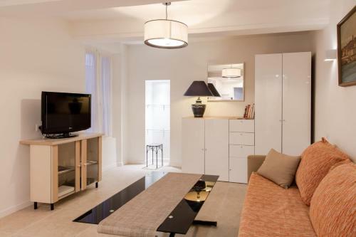 Apartamento Matisse Furnished Studio