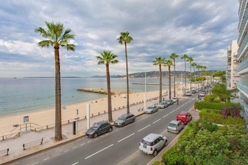 Apartamento Seafront Furnished Studio