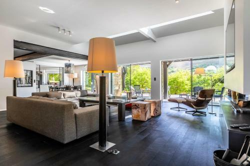 Ascain Villa Sleeps 6 With Pool Air Con And Wifi