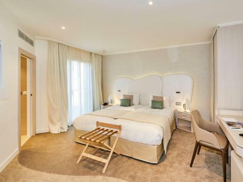 Apartment Miramar T2 - Rhu301