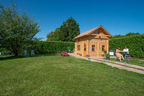 Chalet & Spa Sur La C�te Fleurie