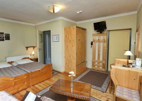 Hostal Pensjonat Tara