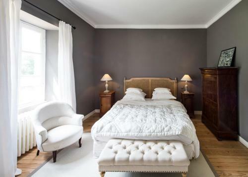 Avoise Chateau Sleeps 14 Pool Wifi