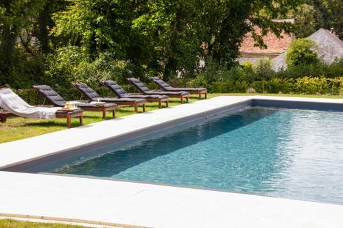 Avoise Chateau Sleeps 14 Pool Wifi