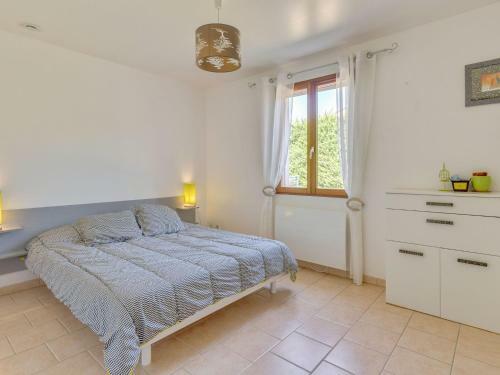 Charming Holiday Home In Barjols With Private Pool