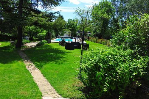 Hostal Gte De Charme Le Figuier