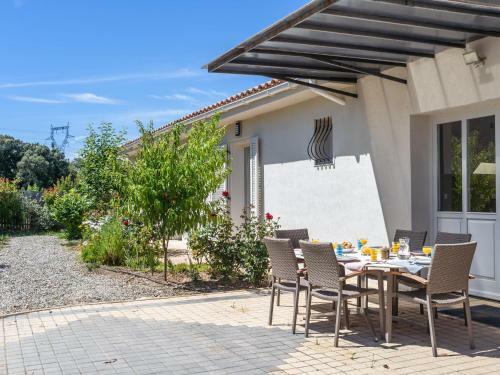 Luxury Villa With Private Swimming Pool In Oupia