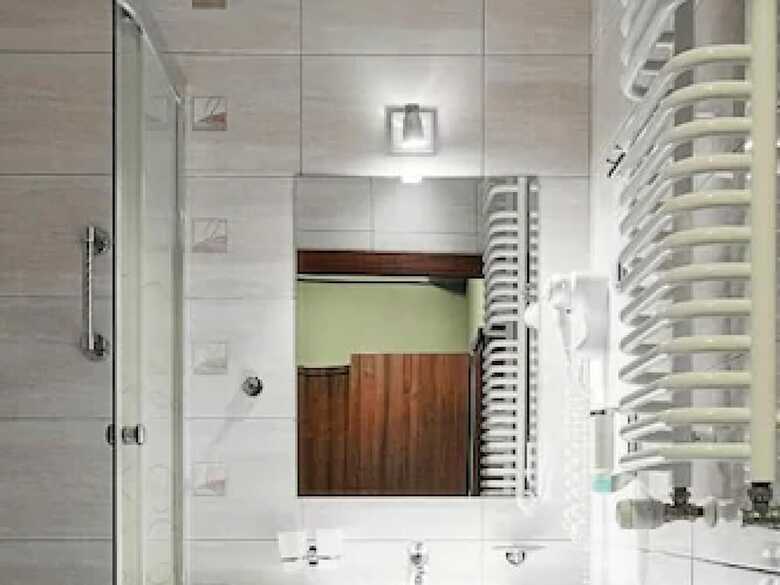 Mhotel
