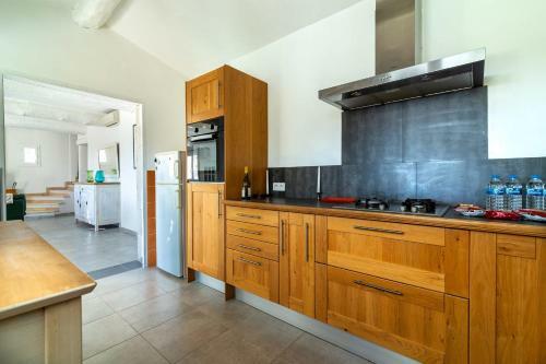 Villa Marine Charming Villa With Garden In Biot