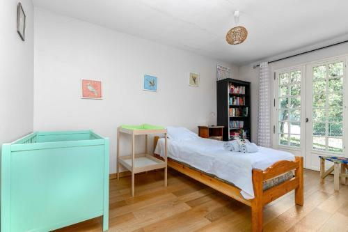 Villa Claudia Beautiful Villa In A Green Space Located In Biot