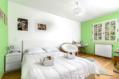 Villa Claudia Beautiful Villa In A Green Space Located In Biot