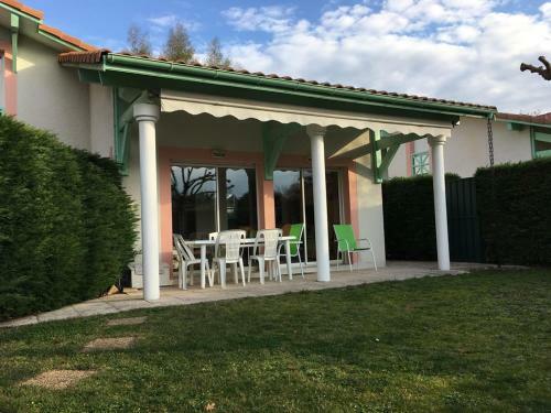 Apartamento Two- Bedroom Villa With Garden