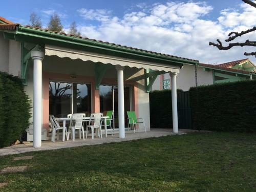 Apartamento Two- Bedroom Villa With Garden